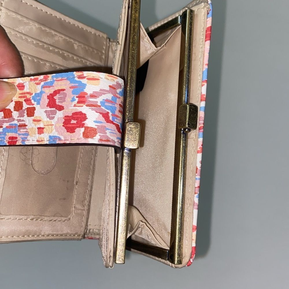 Multicolor Patterned Wallet - Picture 5 of 9